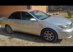 Toyota Camry 2002 года