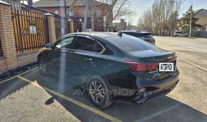 Kia Cerato 2024 года