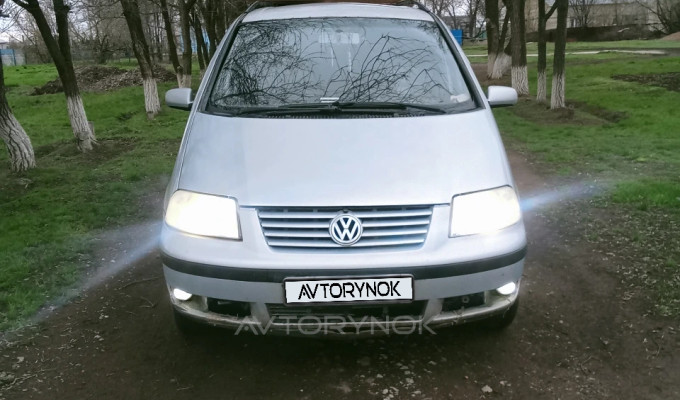 Volkswagen Sharan 2003 года