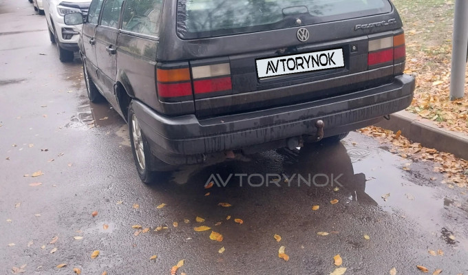 Volkswagen Passat 1992 года