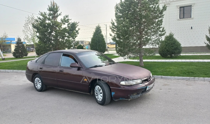 Mazda 626 1992 года