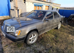 Mercedes-Benz E-Класс 1991 года