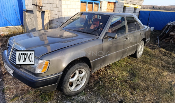 Mercedes-Benz E-Класс 1991 года