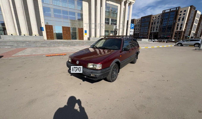 Volkswagen Passat 1992 года