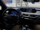 Lexus RX 2020 года