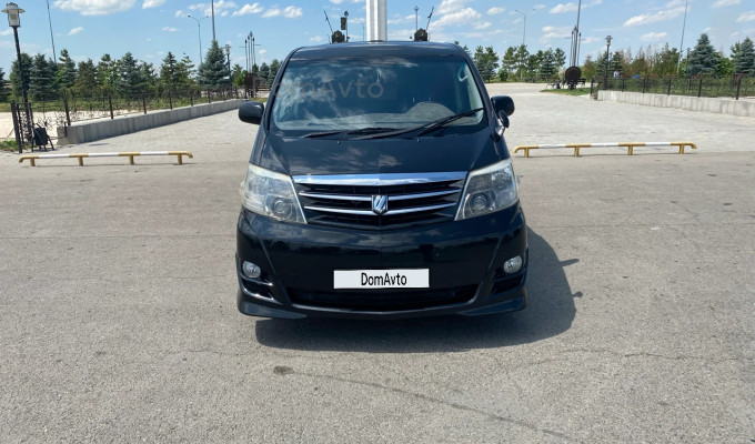 Toyota Alphard 2005 года