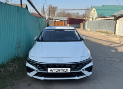 Hyundai Elantra 2024 года