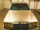 Mercedes-Benz E-Класс 1988 года