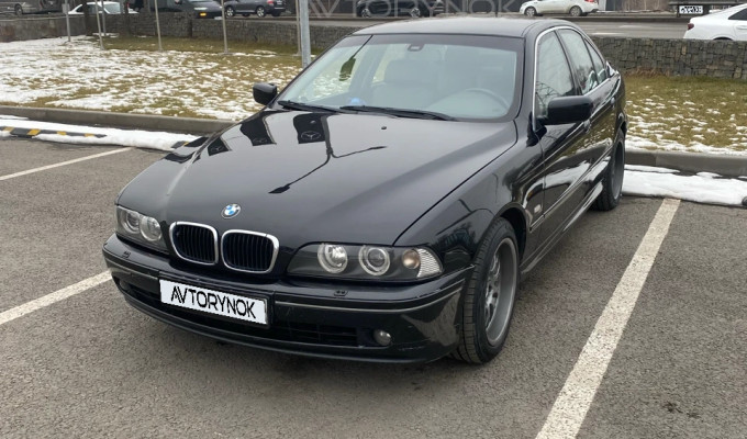 BMW 5 серия 2001 года