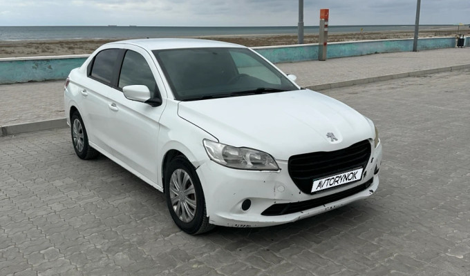 Peugeot 301 2013 года