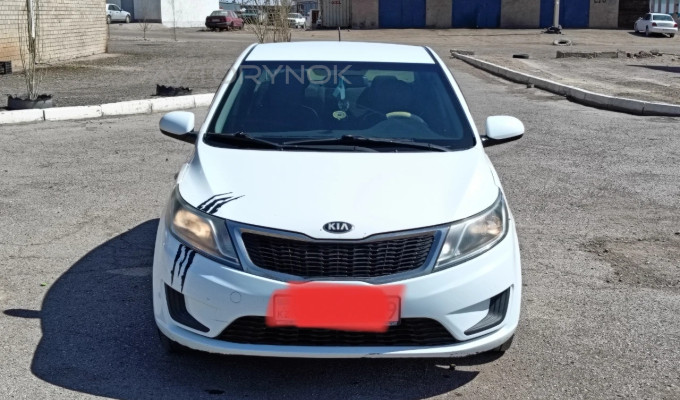 Kia Rio 2013 года
