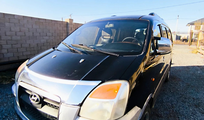 Hyundai Starex 2005 года