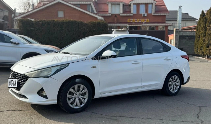 Hyundai Accent 2022 года