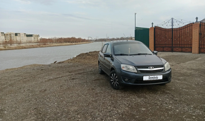 ВАЗ (Lada) Granta 2017 года
