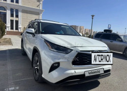 Toyota Highlander 2025 года