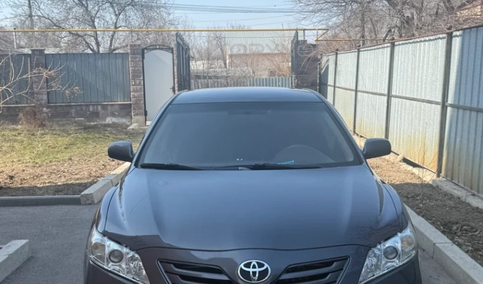 Toyota Camry 2007 года