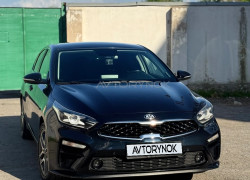 Kia Cerato 2019 года