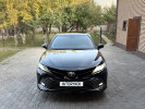 Toyota Camry 2020 года