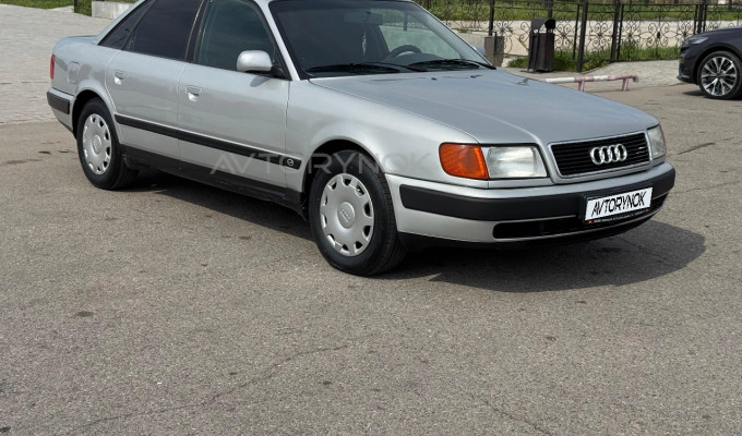 Audi S4 1994 года