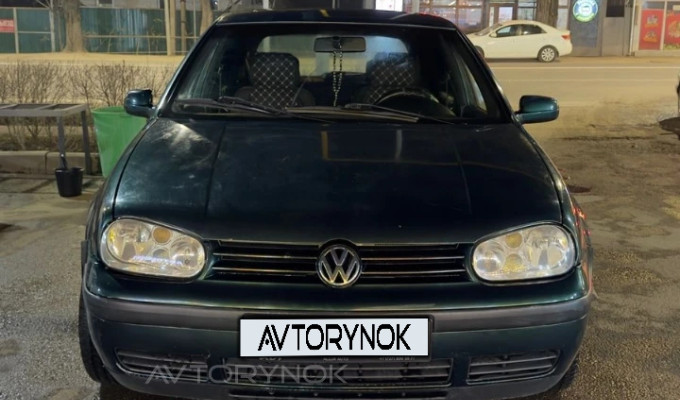 Volkswagen Golf 1998 года