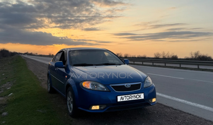 Daewoo Gentra 2014 года