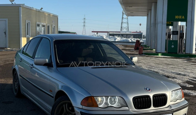 BMW 3 серия 2001 года