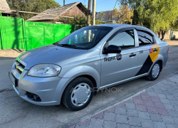 Chevrolet Aveo 2010 года