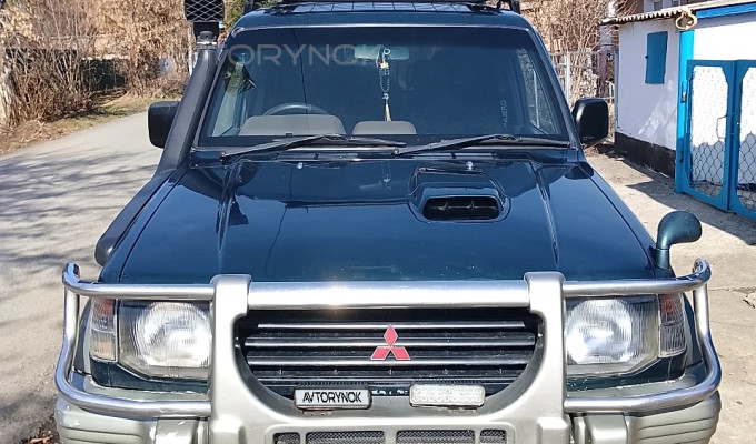 Mitsubishi Pajero 1996 года