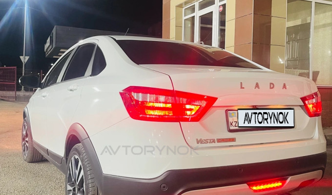 ВАЗ (Lada) Vesta Cross 2021 года