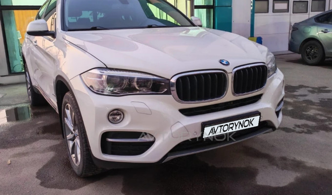 BMW X6 2017 года