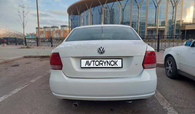 Volkswagen Polo 2015 года