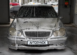 Mercedes-Benz C-Класс 2003 года