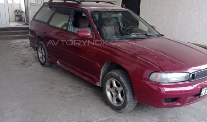 Subaru Legacy 1994 года