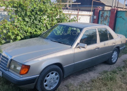 Mercedes-Benz E-Класс 1991 года