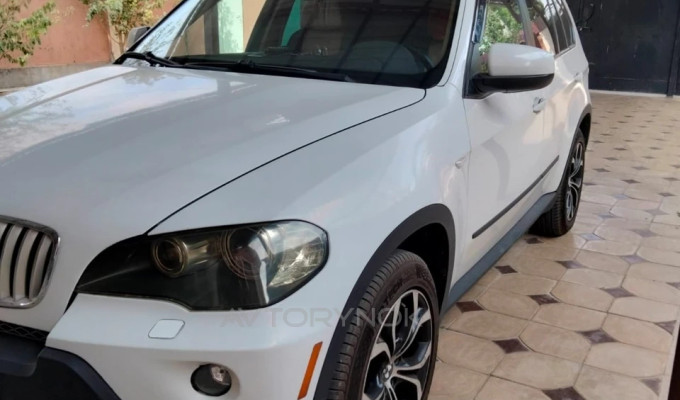 BMW X5 2008 года