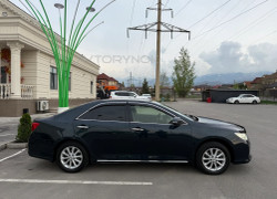 Toyota Camry 2012 года