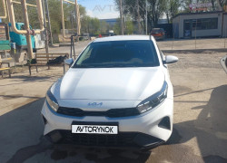 Kia Cerato 2024 года