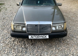 Mercedes-Benz E-Класс 1989 года