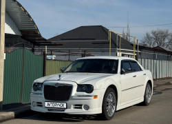 Chrysler 300C 2008 года