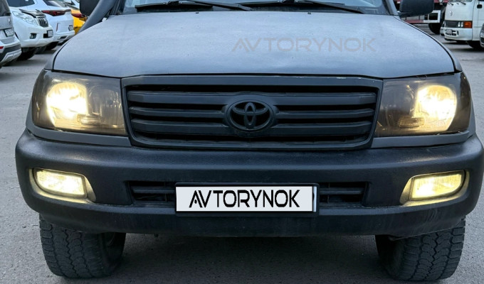 Toyota Land Cruiser 2003 года