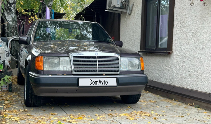 Mercedes-Benz E-Класс 1991 года