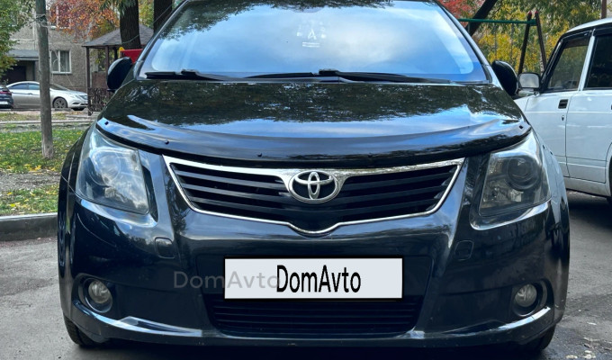 Toyota Avensis 2011 года