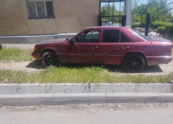 Mercedes-Benz E-Класс 1990 года