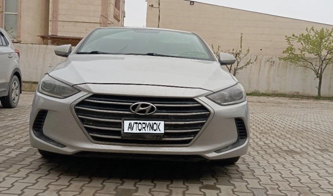 Hyundai Elantra 2018 года