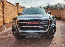GMC Yukon 2022 года