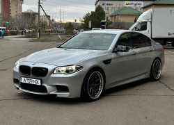 BMW 5 серия 2016 года