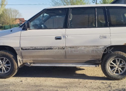 Mazda MPV 1995 года