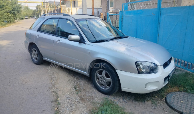 Subaru Impreza 2004 года