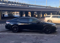 Toyota Camry 2018 года