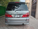 Toyota Alphard 2006 года